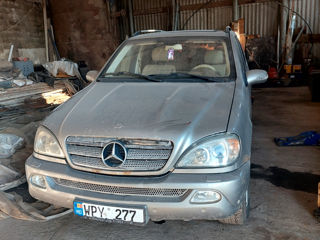 Mercedes M-Class foto 3