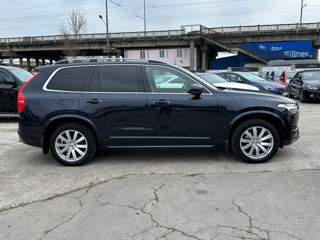 Volvo XC90 foto 1