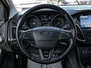 Ford Focus foto 10