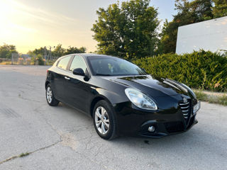 Alfa Romeo Giulietta фото 2