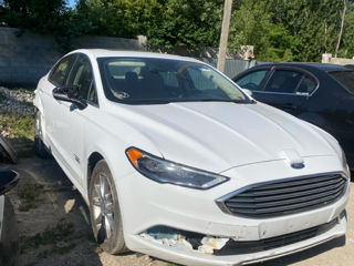 Ford Fusion foto 2