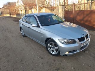 BMW 3 Series foto 1