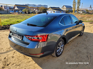 Skoda Superb foto 3