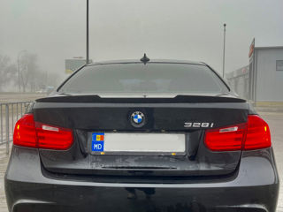 BMW 3 Series foto 4