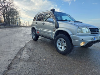 Suzuki Grand Vitara foto 2