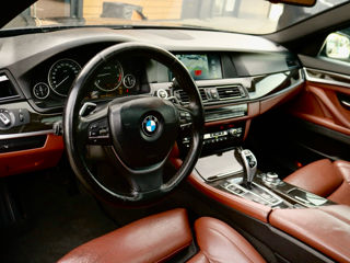 BMW 5 Series foto 7