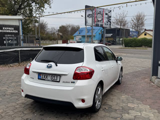 Toyota Auris foto 4