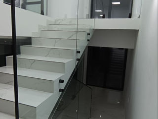 Balustrade din sticlă securizată – siguranță și eleganță foto 3