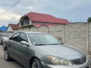 Toyota Camry foto 1