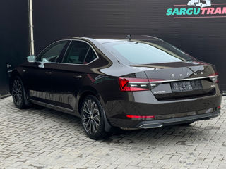 Skoda Superb foto 6