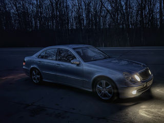 Mercedes E-Class foto 4