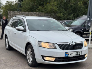 Skoda Octavia foto 3