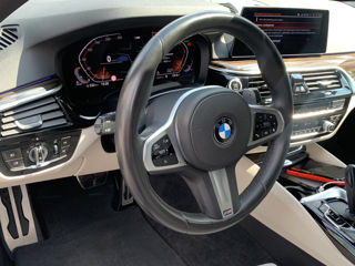 BMW 5 Series foto 11