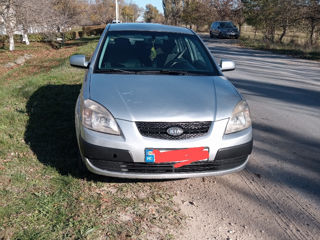 KIA Rio foto 2