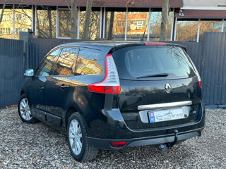 Renault Grand Scenic foto 3