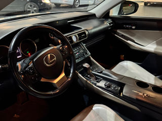 Lexus IS Series foto 7