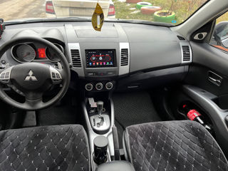 Mitsubishi Outlander foto 10