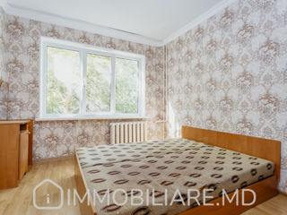 Apartament cu 2 camere, 55 m², Botanica, Chișinău foto 2