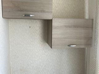 Set mobilier birou - 2 mese colț + 2 dulapuri de perete (dreapta și stanga) foto 4