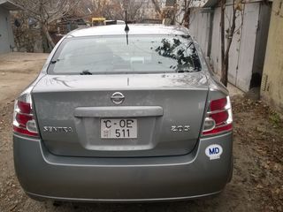 Nissan Sentra foto 4