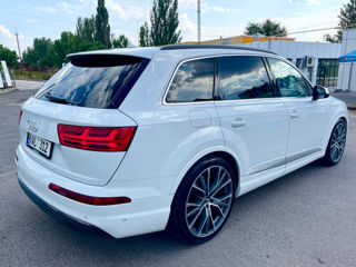 Audi Q7 e-tron foto 4