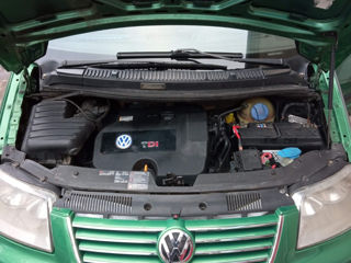 Volkswagen Sharan foto 3