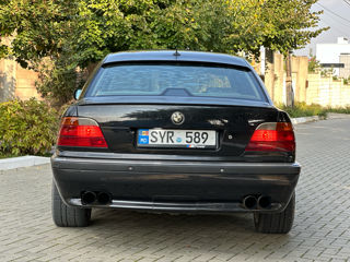 BMW 7 Series foto 5