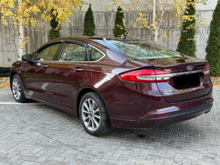 Ford Fusion foto 7