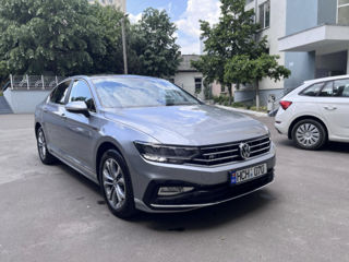 Volkswagen Passat foto 3