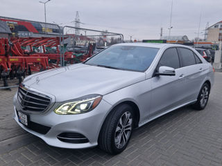 Mercedes E-Class foto 7