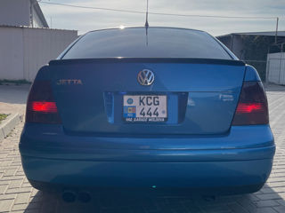 Volkswagen Jetta foto 5