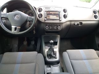 Volkswagen Tiguan foto 8