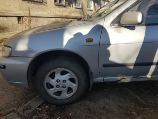 Nissan Almera foto 4