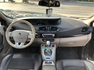 Renault Grand Scenic foto 6