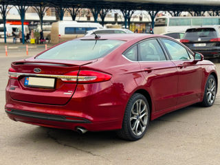 Ford Fusion foto 7