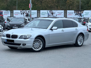 BMW 7 Series foto 3