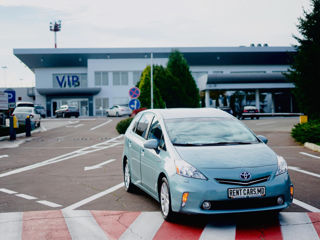 Toyota Prius Automat 1.8 Hybrid От 18euro foto 2