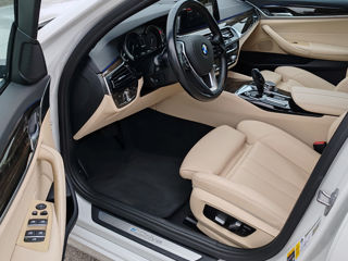 BMW 5 Series foto 7