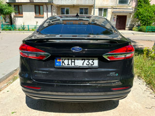 Ford Fusion foto 6