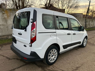 Ford Transit Connect foto 4