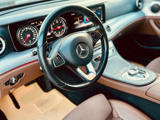 Mercedes E-Class foto 6