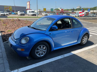 Volkswagen New Beetle foto 2