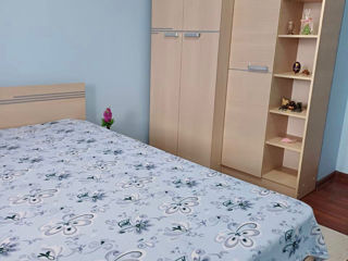 Apartament cu 2 camere, 50 m², Botanica, Chișinău foto 2