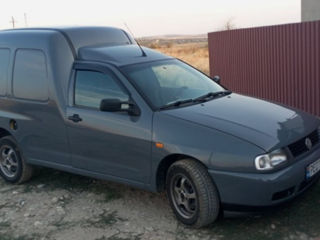 Volkswagen Caddy foto 2