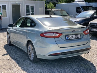 Ford Fusion фото 6