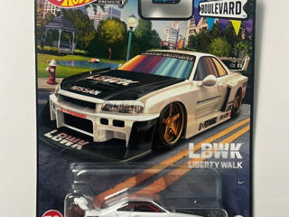 Hot Wheels Premium Boulevard (10 Modele)