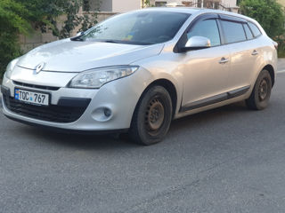 Renault Megane foto 2