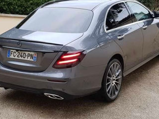 Mercedes E-Class foto 2