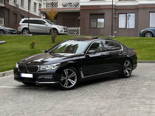 BMW 7 Series foto 3