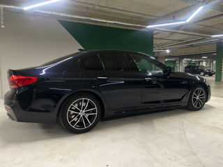 BMW 5 Series foto 6